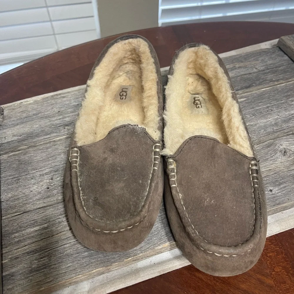 Women's Shoes UGG ANSLEY Suede Shearling Slip On  Moccasin Slippers 9 Chocolate - Picture 2 of 8